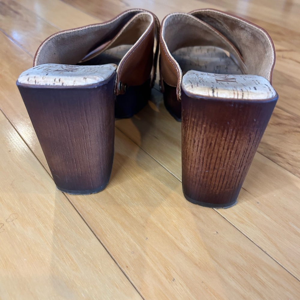 Kork Ease Korks women’s Lynda Tan Leather Clog Heels - Stylish Slip-On Mules - Picture 6 of 11